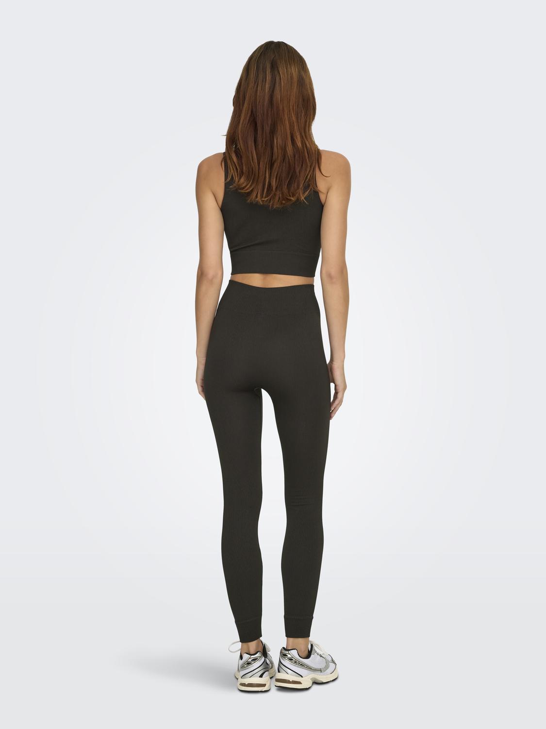 model_shot-back
